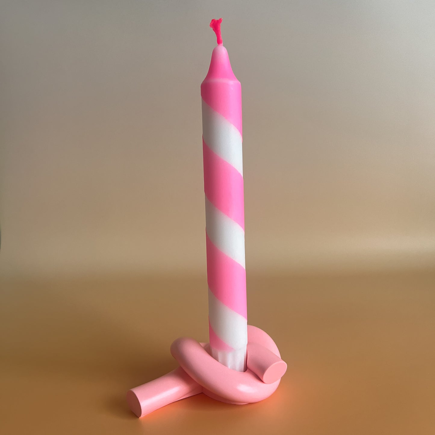 Candle Holder KNOT