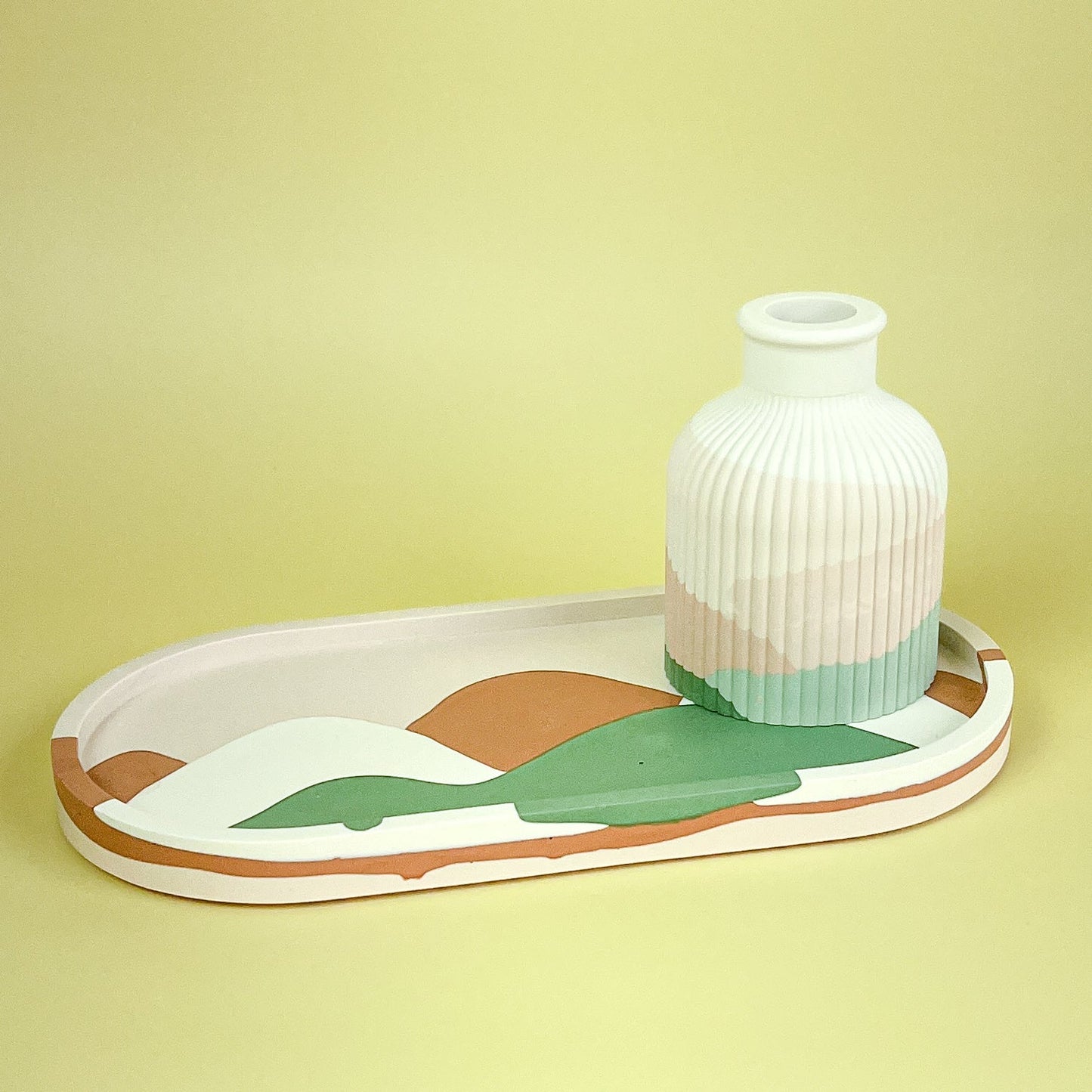 Tray OVAL (L) “Hills”