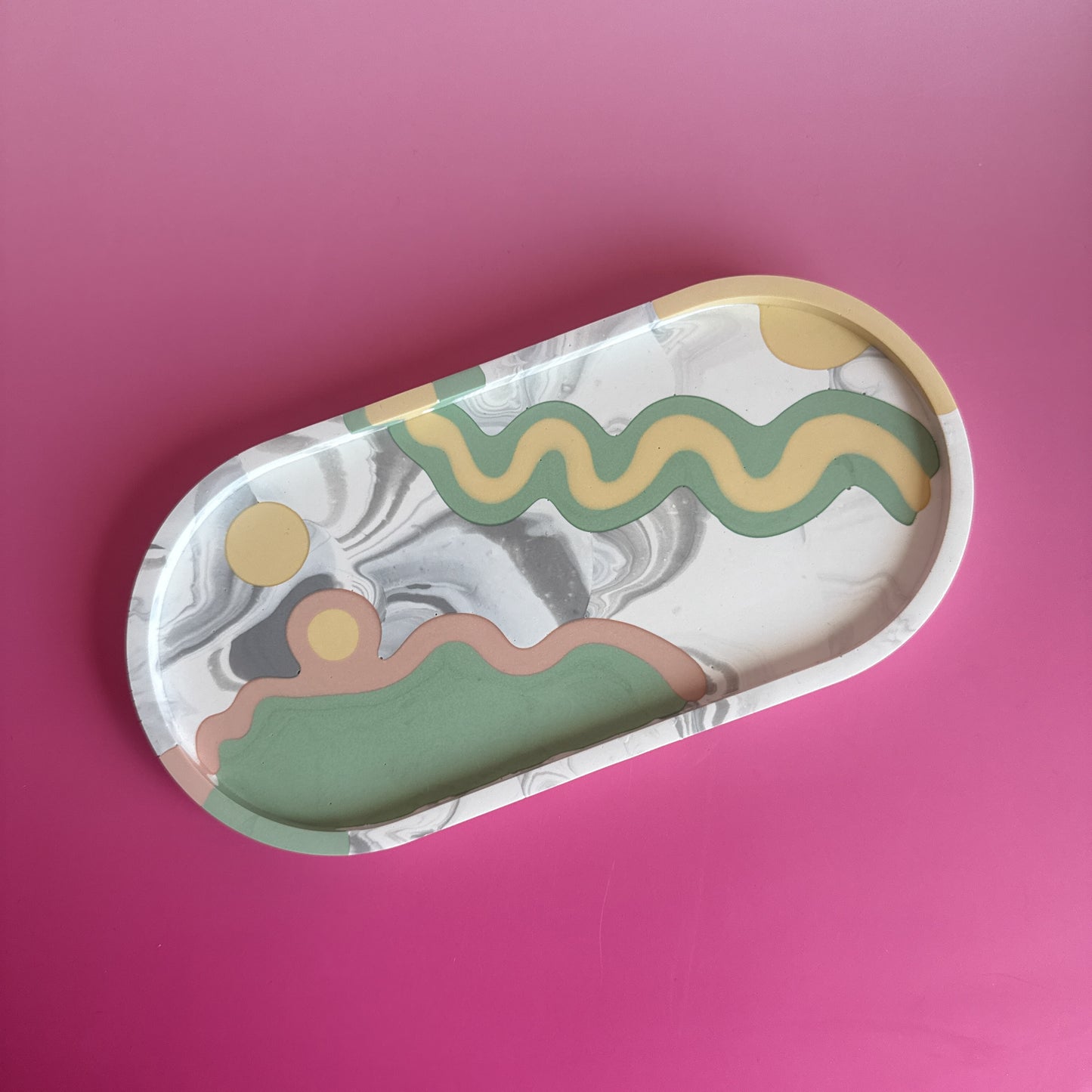 Tray OVAL (L) “Flow”
