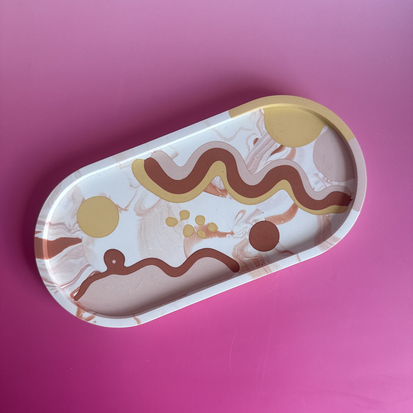 Tray OVAL (L) “Flow”